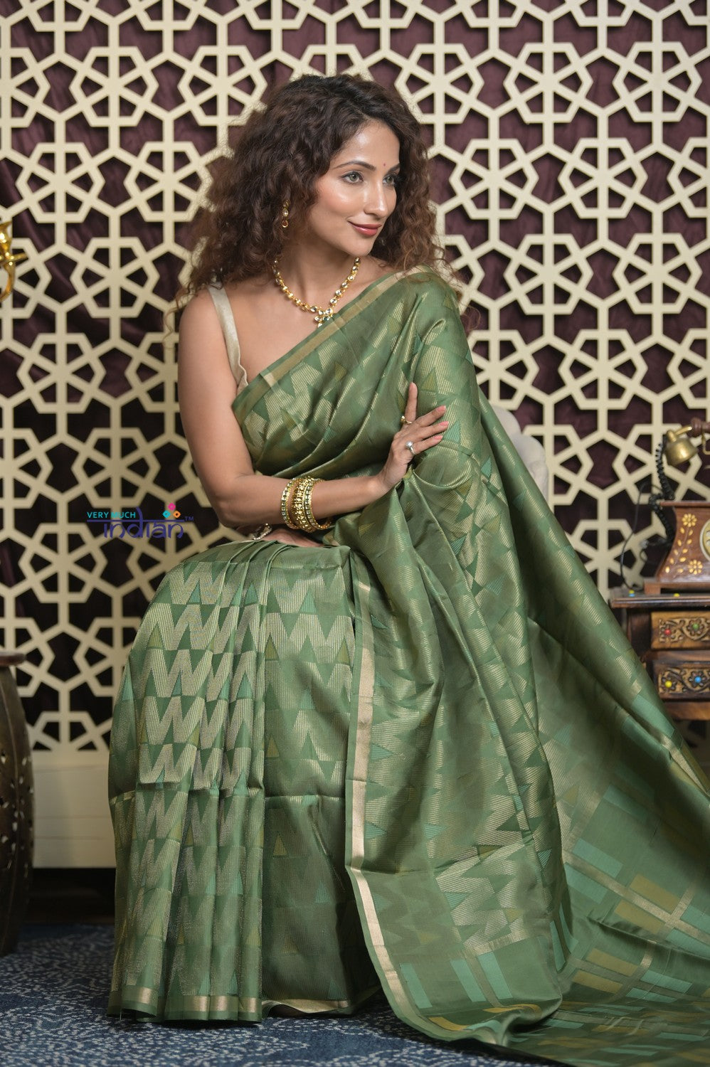 Shubh Lakshmi 2.0 ~ Handloom High Quality Pure Soft Silk Saree in Pista Green and Gold (Silk Mark Certified)