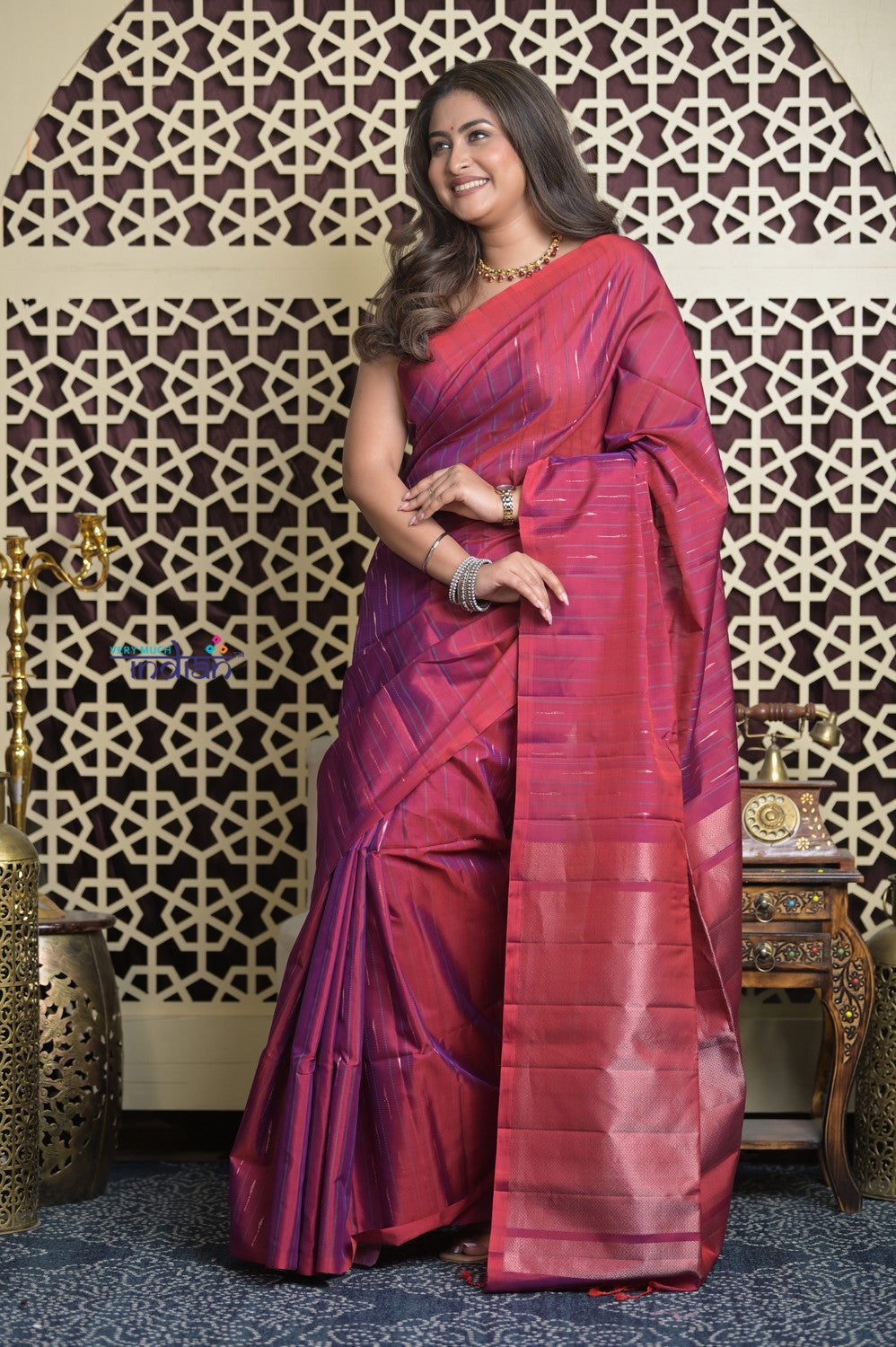 Shubh Lakshmi 2.0 ~ Handloom High Quality Pure Soft Silk Saree in Dual Tone Pink and Blue (Silk Mark Certified)