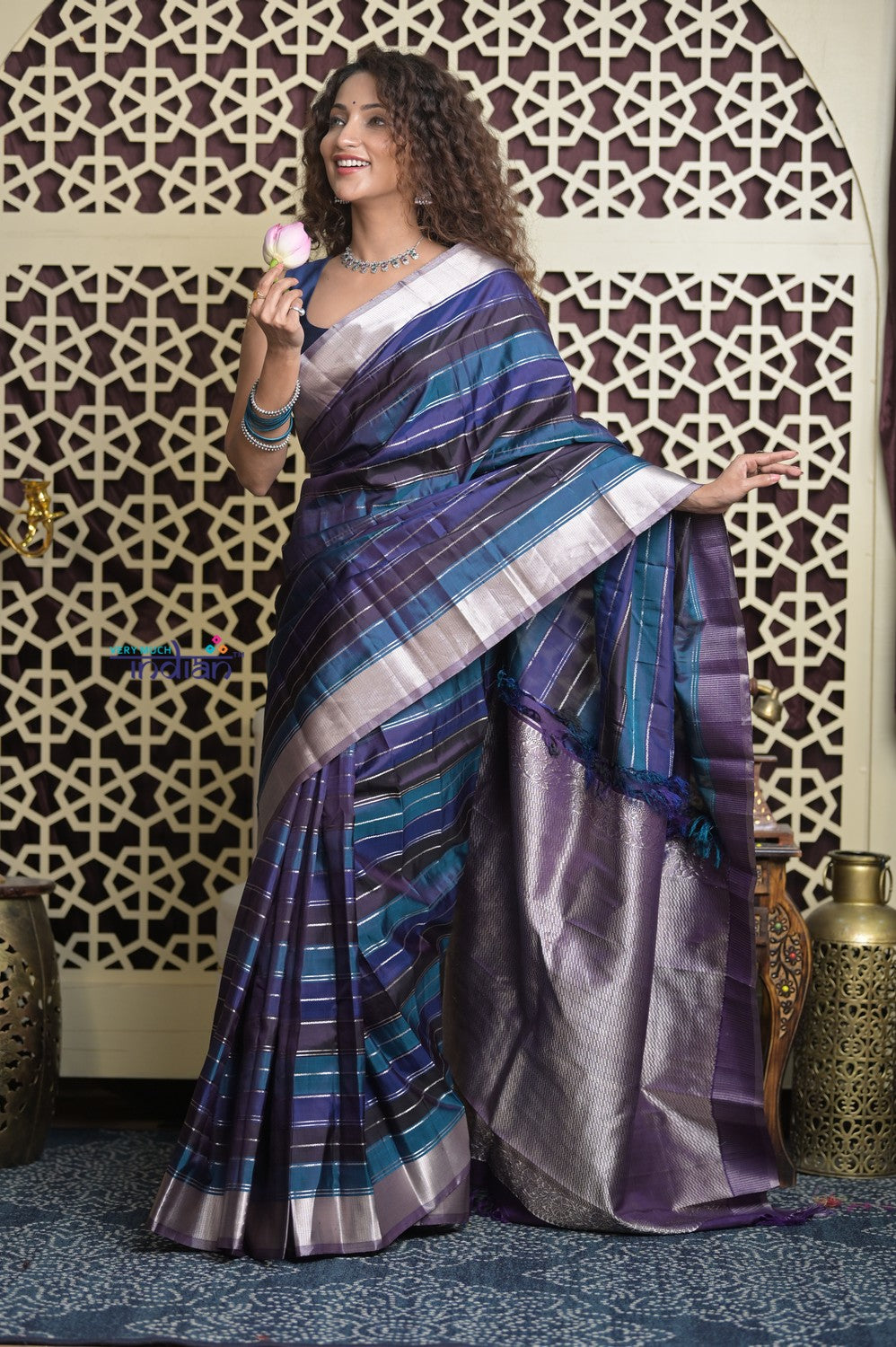 Shubh Lakshmi 2.0 ~ Handloom High Quality Pure Soft Silk Saree in Shades Of Blue (Silk Mark Certified)