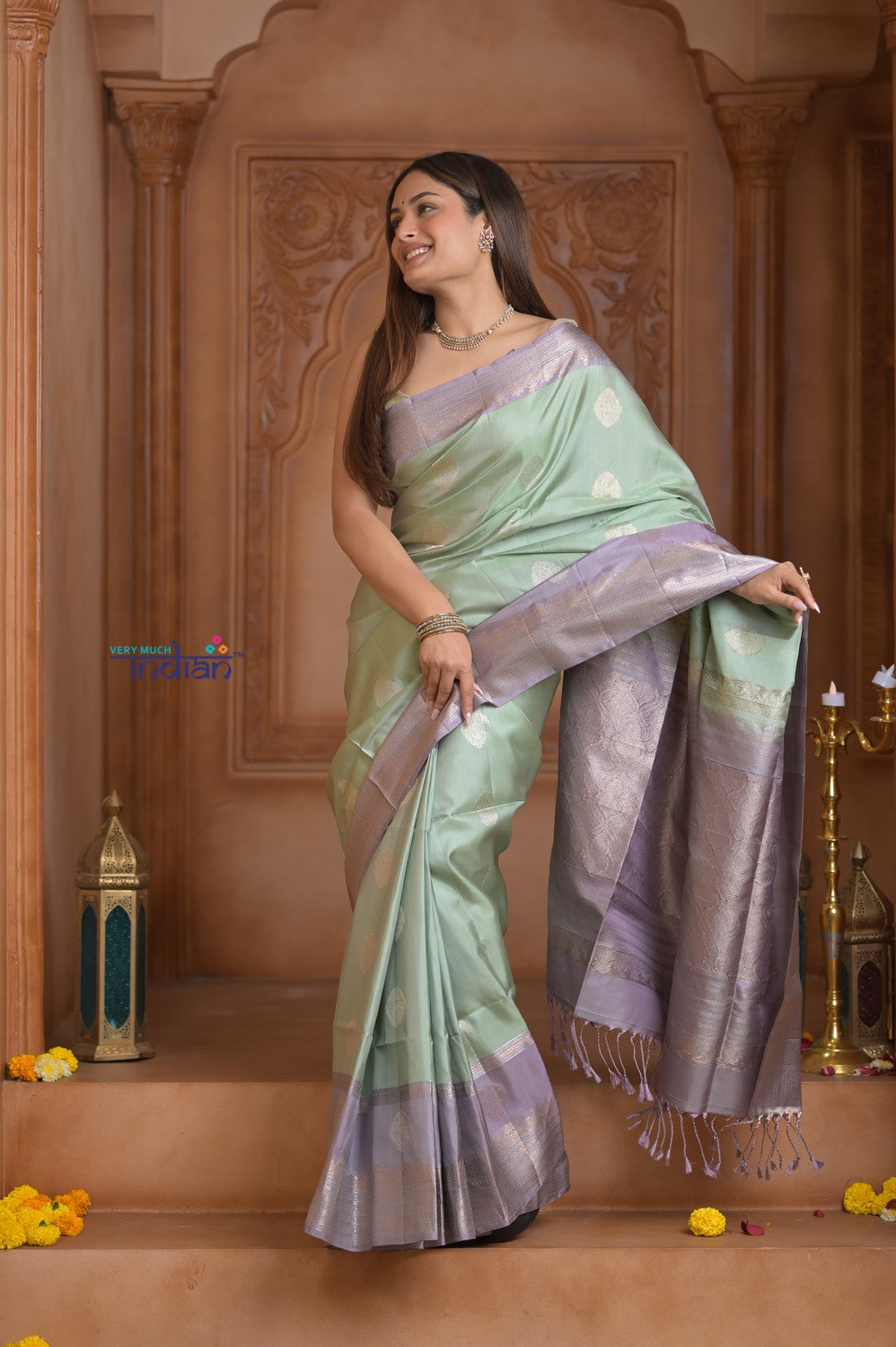 Shubh Lakshmi ~ Handloom High Quality Pure Soft Silk Saree in Sea Green and Lilac (Silk Mark Certified)