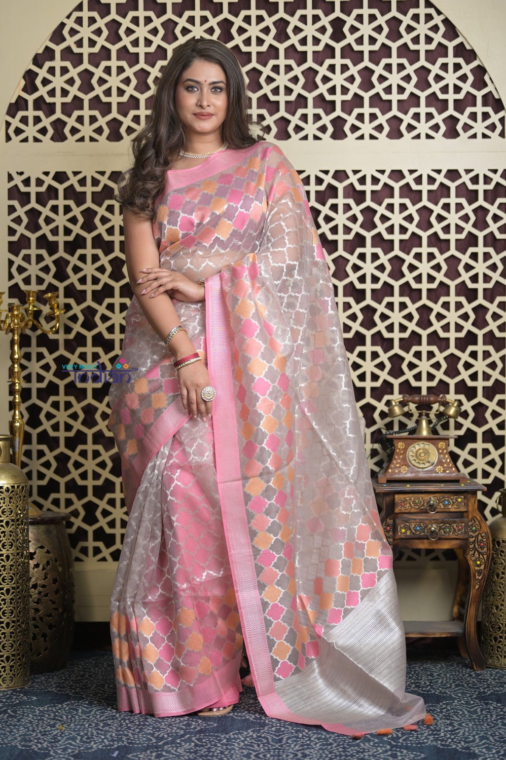 Shubh Lakshmi 2.0 ~ Designer Handloom Banarasi Kora Silk Saree with Circular Pattern in Ivory and Pink