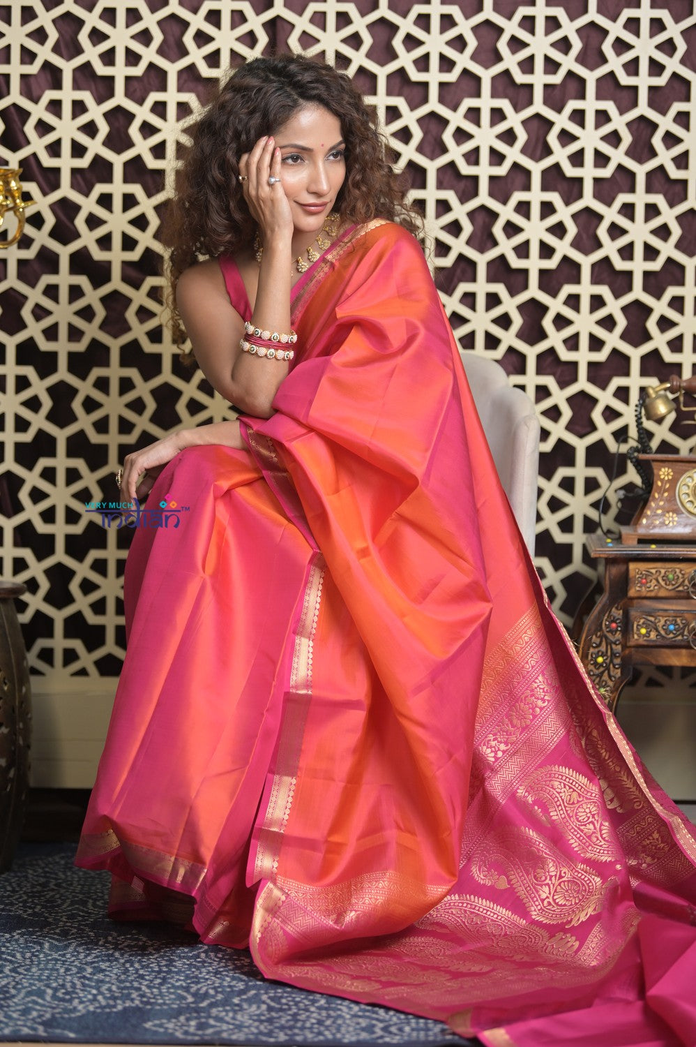 Shubh Lakshmi 2.0 ~ Handloom High Quality Pure Soft Silk Saree in Dual Tone Orange Pink  (Silk Mark Certified)