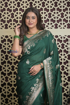 Shubh Lakshmi 2.0 ~ Handloom High Quality Pure Katan Silk Saree in  Green and Gold (Silk Mark Certified)