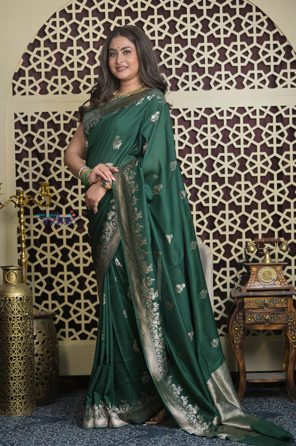 Shubh Lakshmi 2.0 ~ Handloom High Quality Pure Katan Silk Saree in  Green and Gold (Silk Mark Certified)