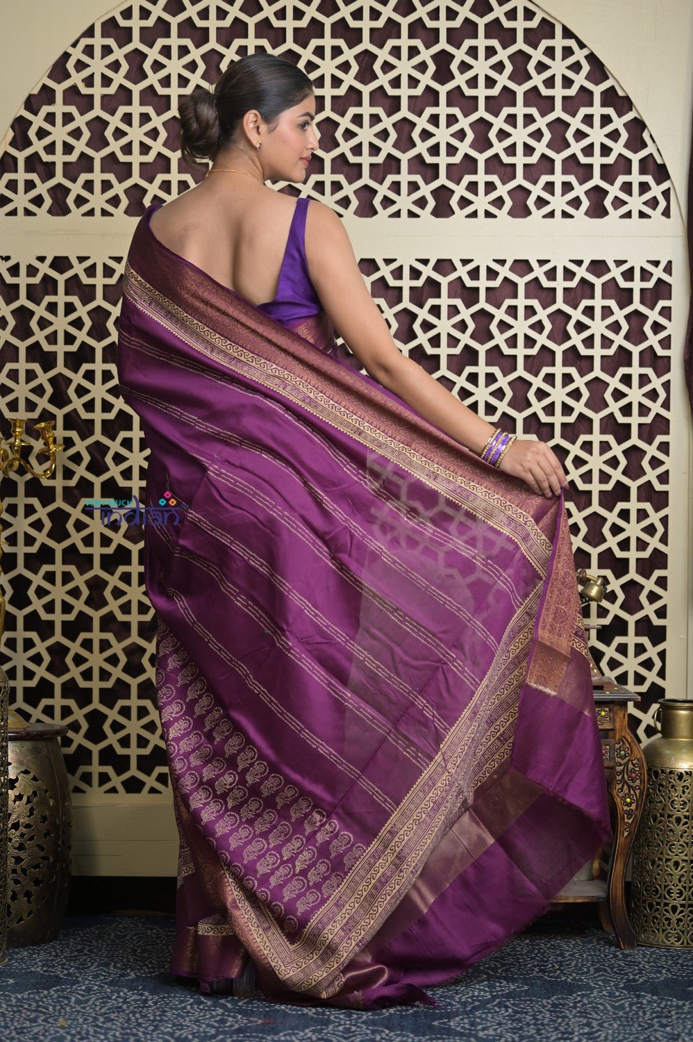 Shubh Lakshmi 2.0 ~ Handloom High Quality Pure Chanderi Saree in Purple and Gold (Silk Mark Certified) - verymuchindian.com