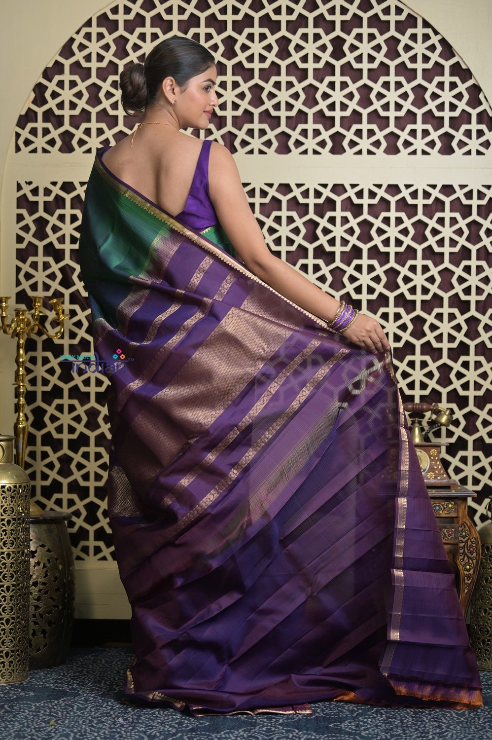 Shubh Lakshmi 2.0 ~ Handloom High Quality Pure Soft Silk Saree in Dual Tone Green and Blue (Silk Mark Certified) - verymuchindian.com