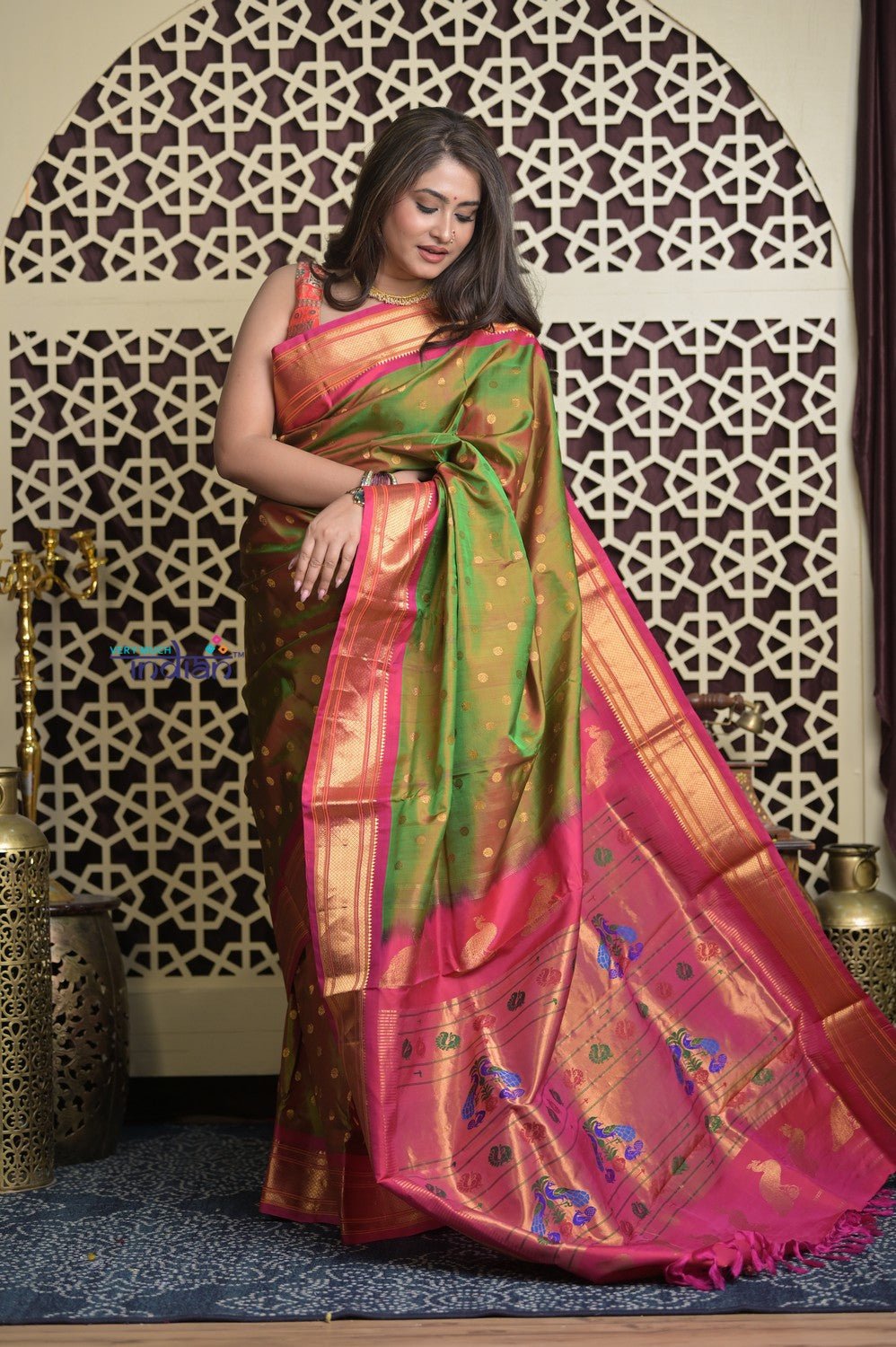 Shubh Lakshmi 2.0 ~ Handloom Pure Silk Maharani Paithani with Maharani Pallu in Dual Tone Green Pink - verymuchindian.com