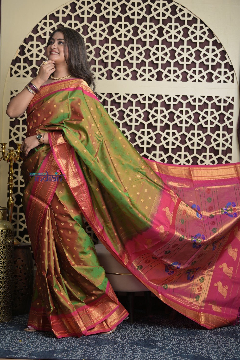 Shubh Lakshmi 2.0 ~ Handloom Pure Silk Maharani Paithani with Maharani Pallu in Dual Tone Green Pink - verymuchindian.com