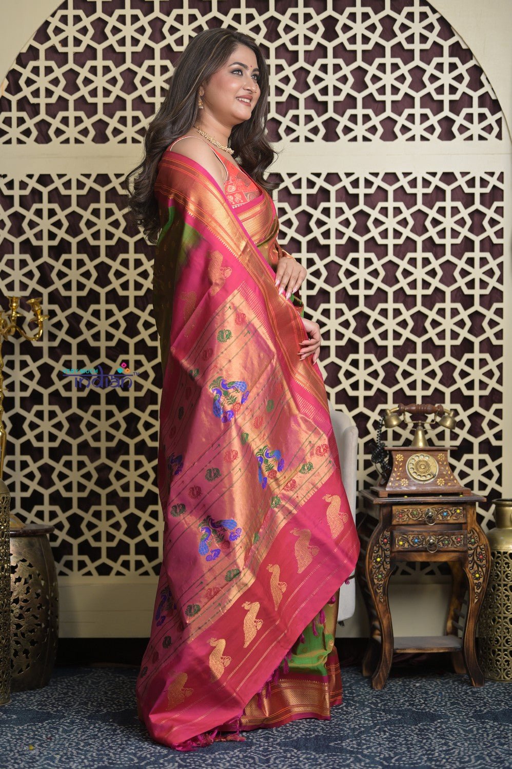 Shubh Lakshmi 2.0 ~ Handloom Pure Silk Maharani Paithani with Maharani Pallu in Dual Tone Green Pink - verymuchindian.com