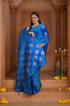 Shubh Lakshmi ~ Handloom High Quality Pure Soft Silk Saree in Ocean Blue (Silk Mark Certified) - verymuchindian.com