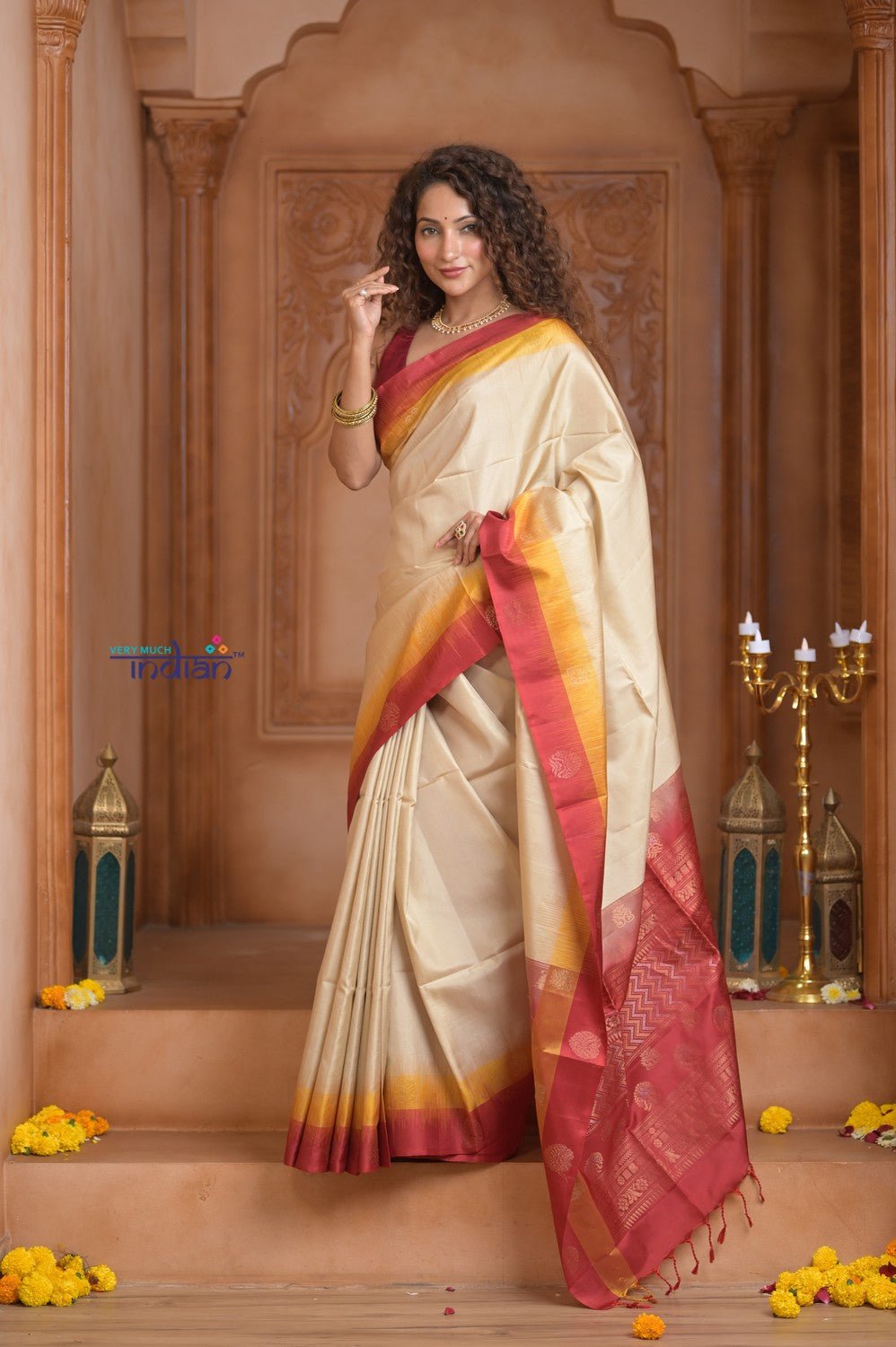 Shubh Lakshmi ~ Handloom High Quality Pure Soft Silk Saree in Off White and Red (Silk Mark Certified) - verymuchindian.com