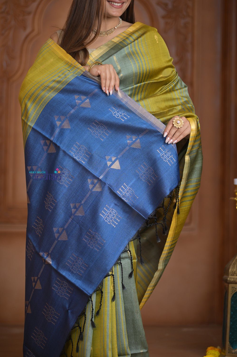 Shubh Lakshmi ~ Handloom High Quality Pure Soft Silk Saree in Shades of Green and Blue (Silk Mark Certified) - verymuchindian.com