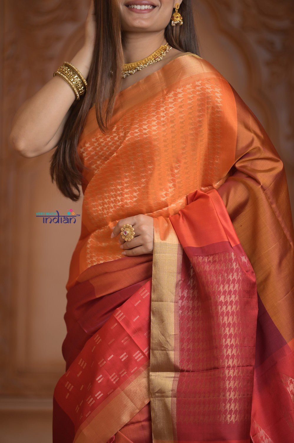 Shubh Lakshmi ~ Handloom High Quality Pure Soft Silk Saree in Shades of Orange and Pink (Silk Mark Certified) - verymuchindian.com