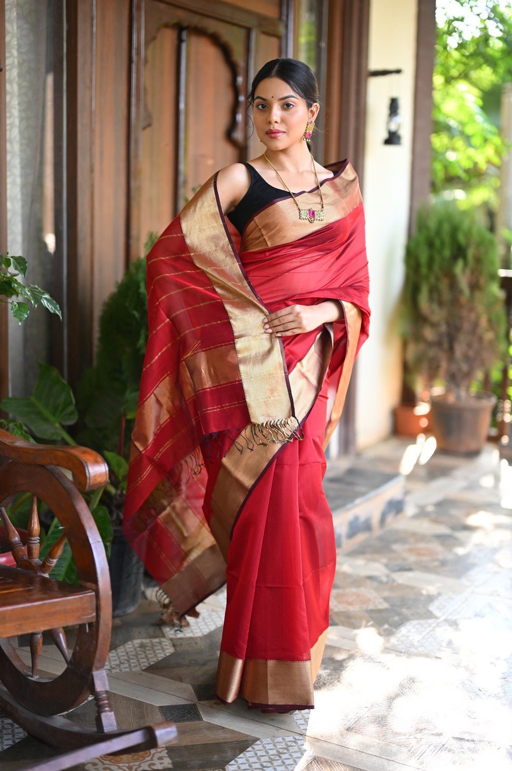 Tarang ~ Handloom Cotton Silk Sleek Designer Border in Crimson Red - verymuchindian.com