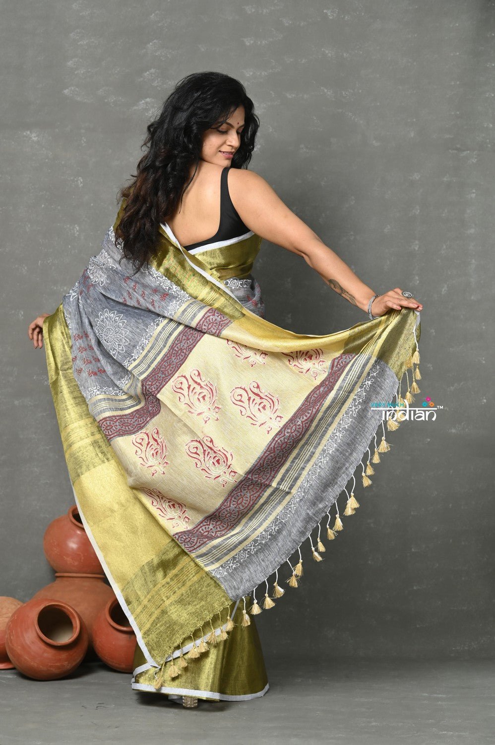 Tyohaar ~ Designed By VMI~ Handloom Pure Organic Natural Linen Saree - HandBlock Printed - Grey - verymuchindian.com