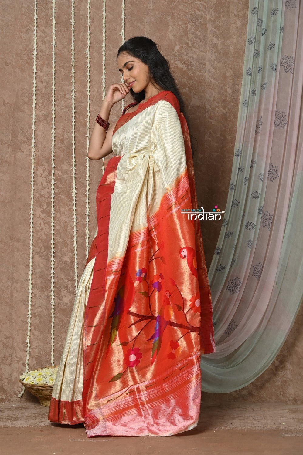 Tyohaar ~ Handloom Pure Silk Muniya Paithani Saree in All Over Zari Tissue Line with Traditional Parrot Pallu ~ White - verymuchindian.com