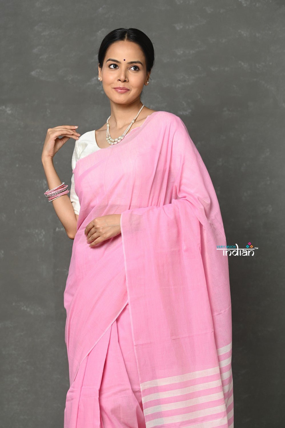 Tyohaar ~ Pure Mul Cotton Handloom Saree ~ Feather Pink - verymuchindian.com