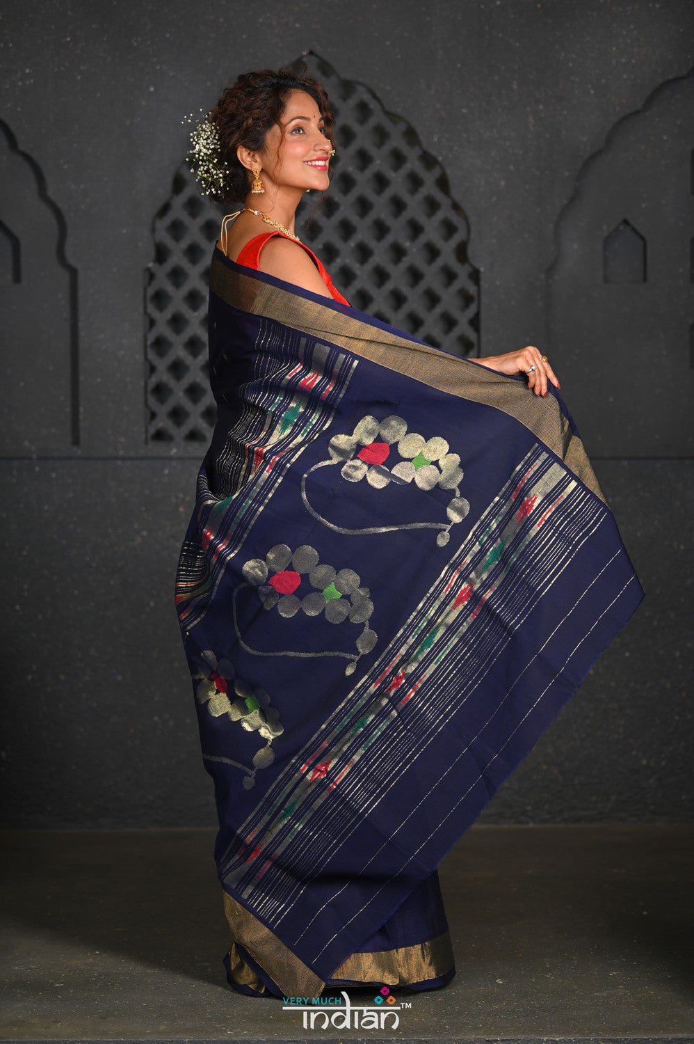 Virasat ~ Handloom Pure Cotton Paithani with Nath Pallu in Dark Blue - verymuchindian.com