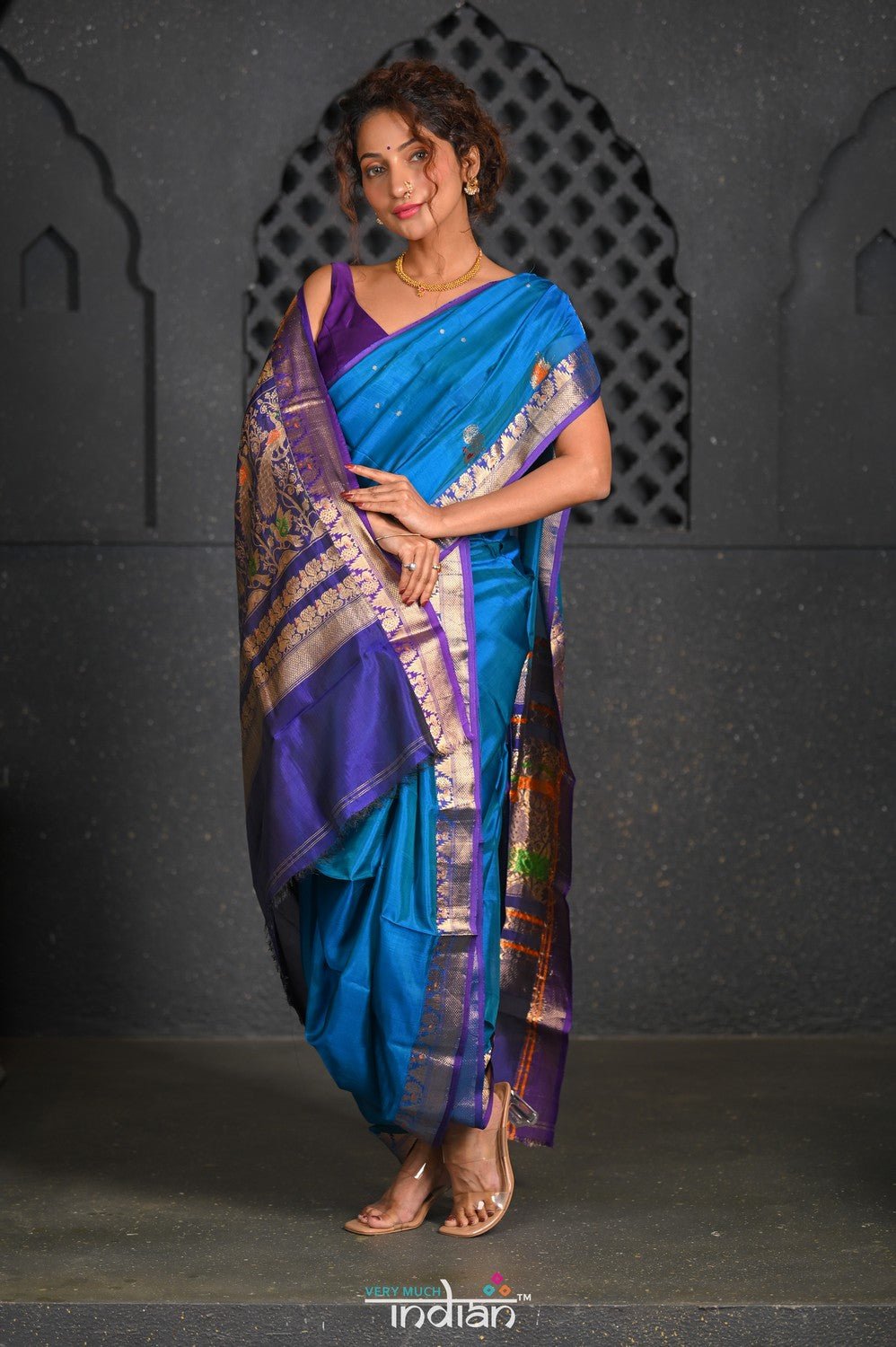 Virasat ~ Handloom Pure Silk Peshwai Nauvari Saree in Turquoise Blue - verymuchindian.com