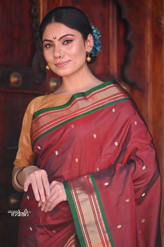 Raaga~ Traditional Handloom Pure Silk Solid Maroon Paithani with Green Border and Double Pallu