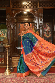  Exclusive Muniya Border - Authentic Handloom Pure Silk Muniya Border Paithani With Peacock Pallu - Dual Tone Blue Green