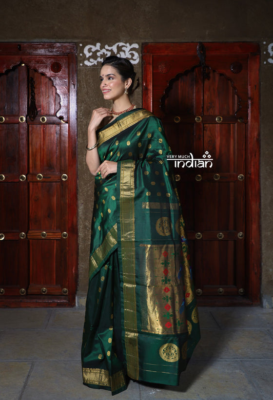 Rajsi~ Pure Silk Handloom - Maharani Paithani Solid Green and Golden Border, High Quality Pure Silk