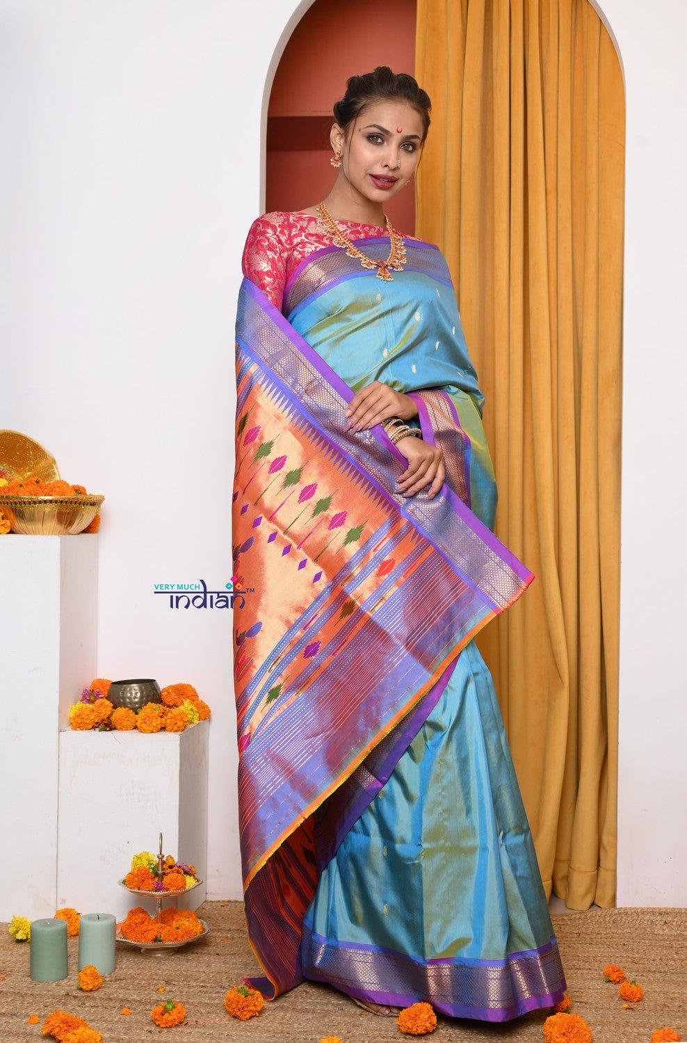 EXCLUSIVE! Authentic Dual Tone Powder Blue Paithani With Most Traditional Double Pallu (By Govt Certified Weavers) - verymuchindian.com