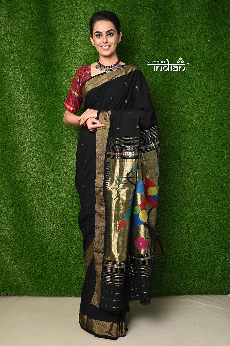 Exclusive Cotton Handloom Paithani - Black Colour with Designer 3 Parrots Pallu - verymuchindian.com