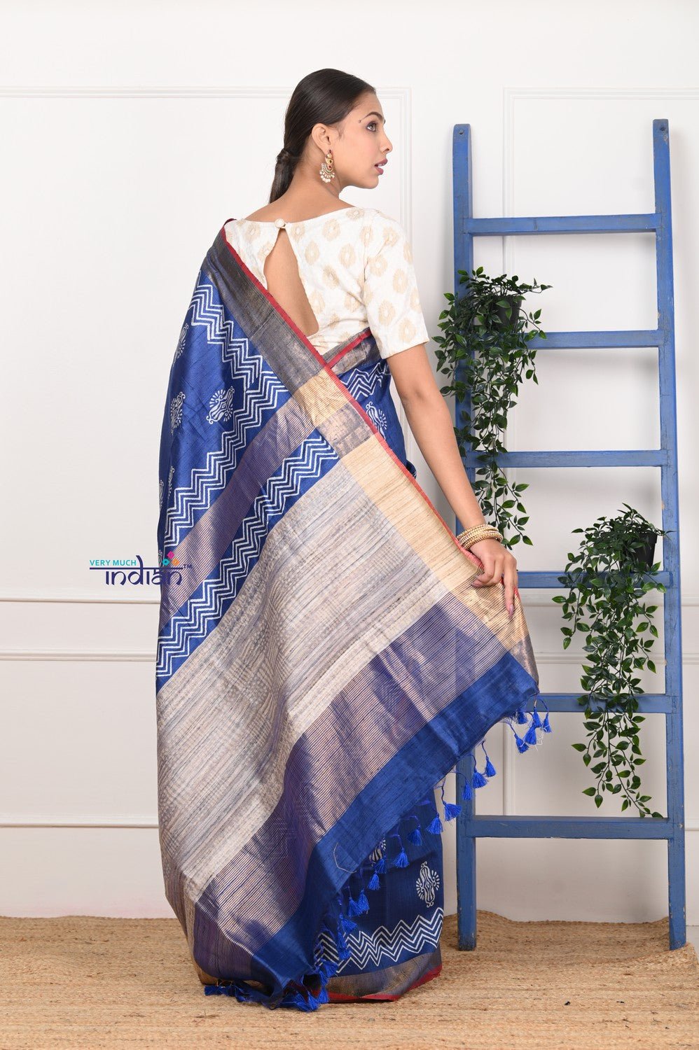 EXCLUSIVE! Handloom Desi Tussar Silk Royal Blue Saree With HandBlock Print - verymuchindian.com