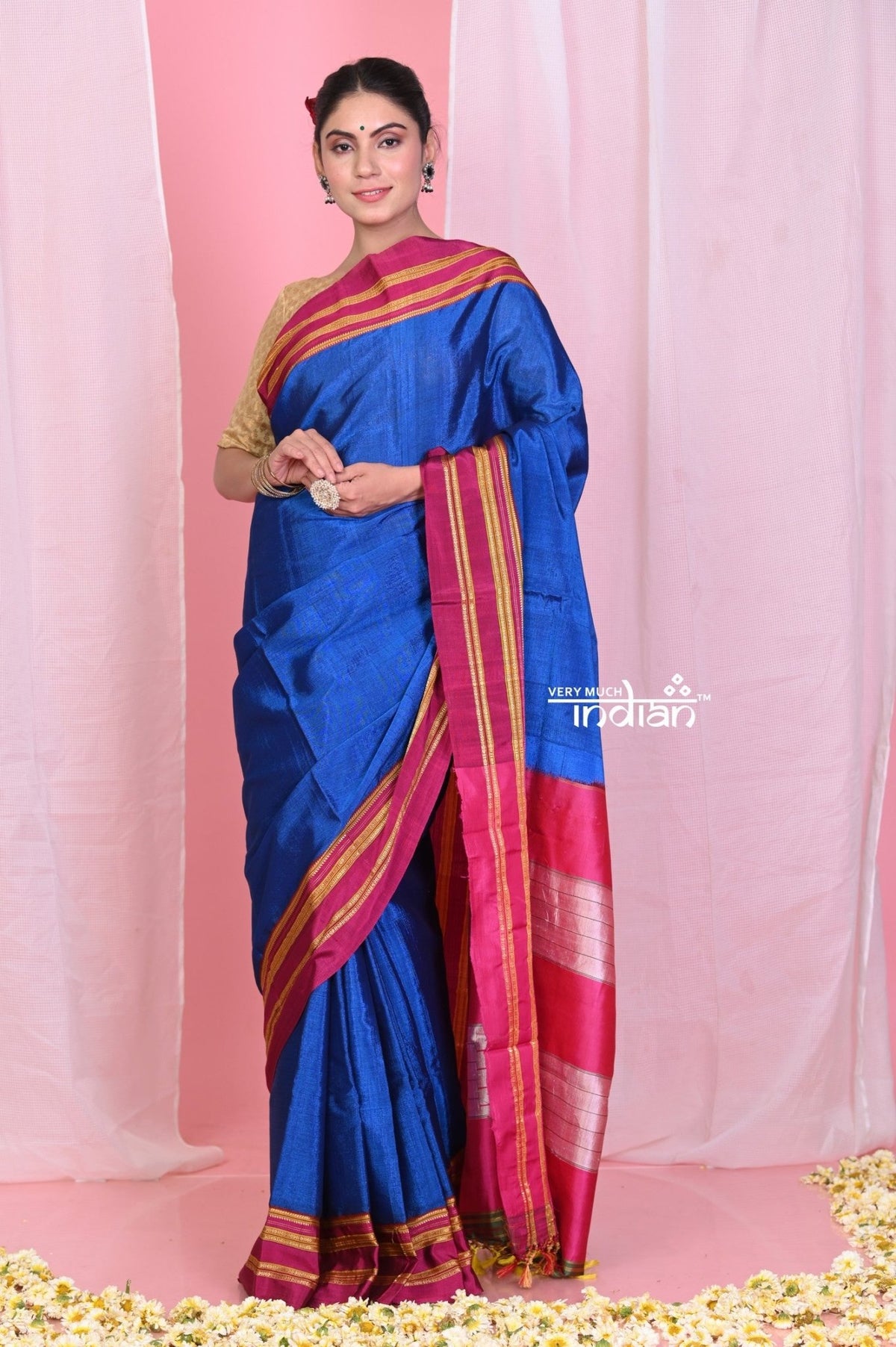 Pehal~ Traditional Handloom Navy Blue Ilkal with Pink Border & Resham Pallu - verymuchindian.com