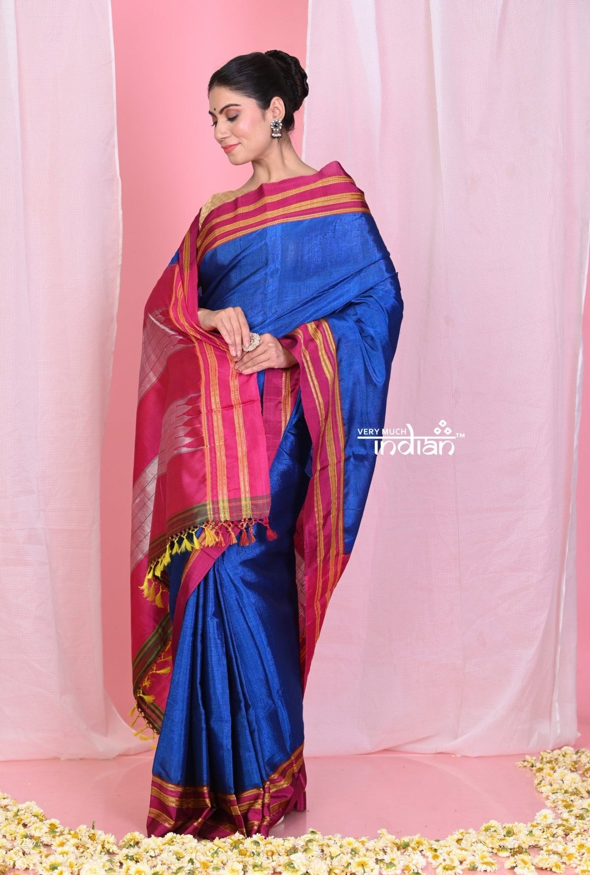 Pehal~ Traditional Handloom Navy Blue Ilkal with Pink Border & Resham Pallu - verymuchindian.com