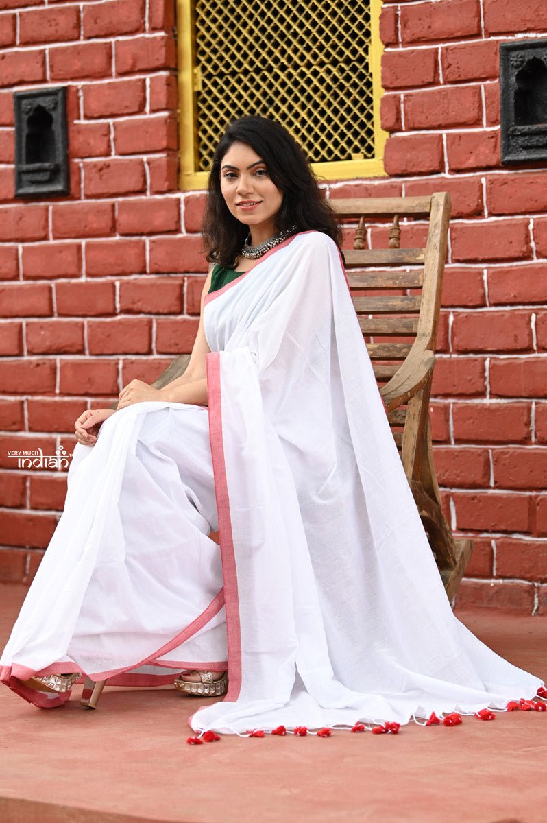 Saadgi ~Pure Cotton Handloom Sarees with Intricate Borders ~ White - verymuchindian.com